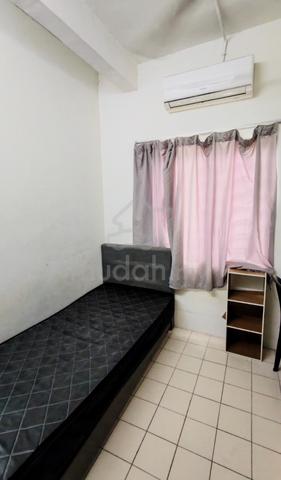 Fully Furnished Room Anggerik Doritis Kota Kemuning 1