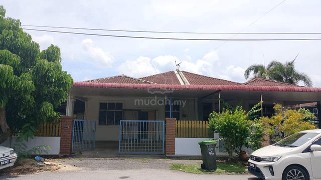 Rumah Semi D Setingkat End Lot 1