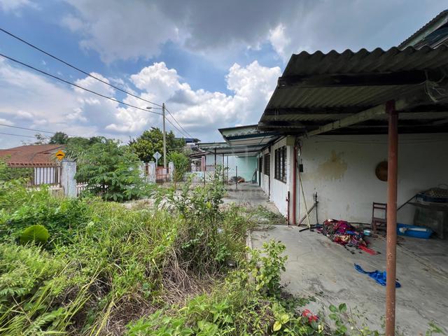 Corner Lot Terrace House Below Bank Value Tampin Town Negeri Sembilan 1