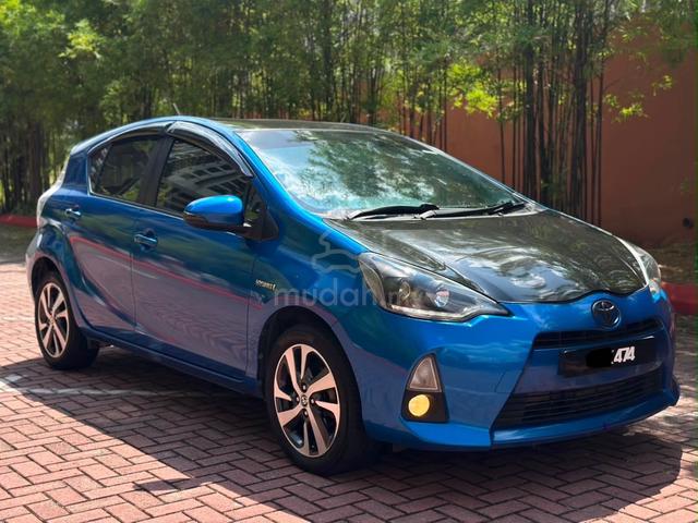 2012 Toyota PRIUS C 1.5 (HYBRID) NHP10R (A) - 2