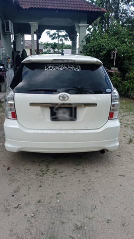 2005 Toyota WISH 2.0 Z FACELIFT (A) - 4