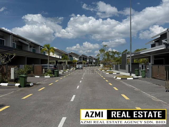 Double Storey Intermediate Terrace at Green Gate Residence Batu Kawa 1