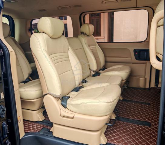 2017 Hyundai GRAND STAREX 2.5 FACELIFT PREMIUM P/D - 4