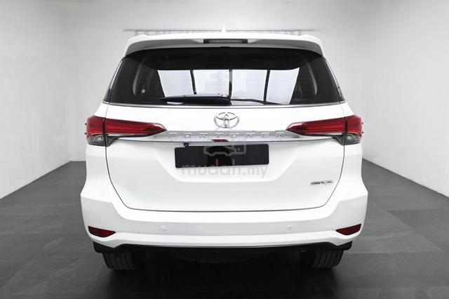 2018 Toyota FORTUNER 2.7 SRZ 4WD 1-OWNER FSR - 5