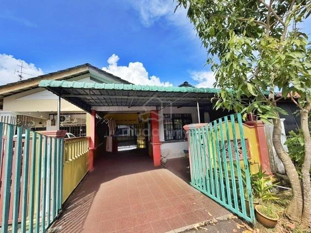 [HALL + KITCHEN LUAS] Taman Kota Masai 1