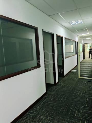 Bandar Puteri Puchong Office Space for rent ! 5