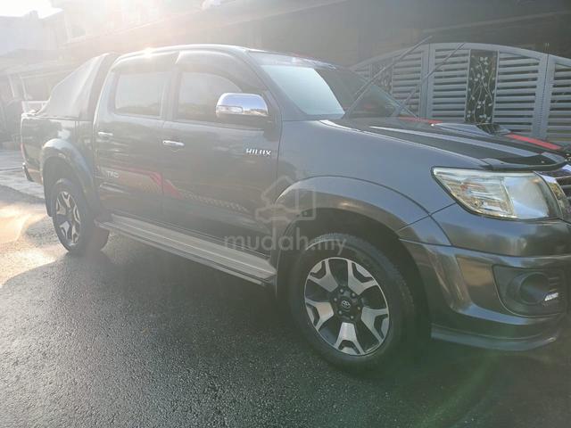 2015 Toyota HILUX 2.5 G TRD SPORTIVO (A) - 3