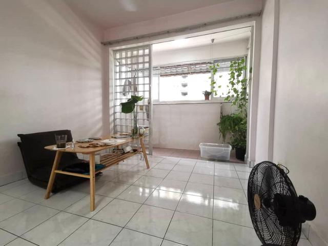 Flat Taman Cahaya Indah 1