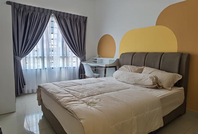 Master room for rent at Connaught Avenue, MRT, Ekocheras, Alam Damai 1