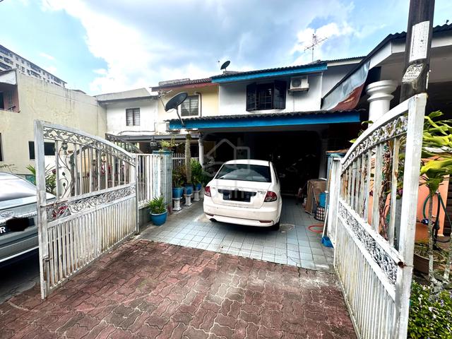 [GOOD OFFER FACING OPEN RENO] Double storey Taman Usaha Jaya Kepong 1
