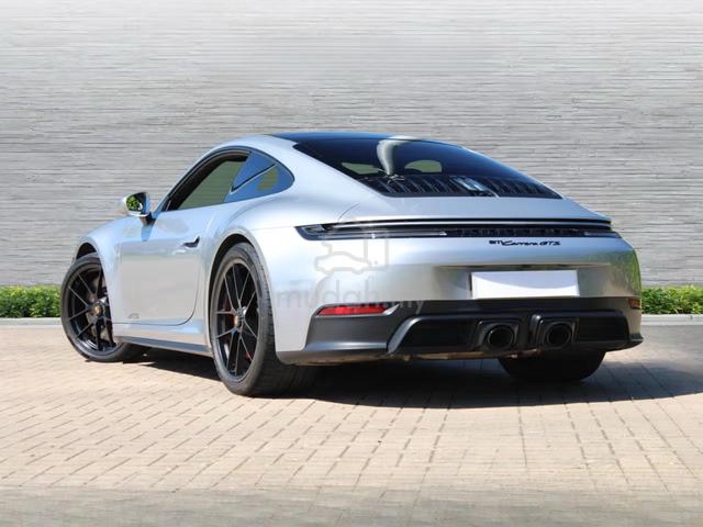 2025 Porsche 911 Carrera GTS (992 II) BRED INT - 2