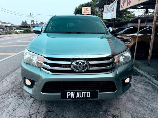 Toyota HILUX 2.4(A)REVO D/C G VNT 6PSD 4X4 Pickups - 3