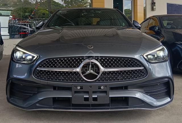 2022 Mercedes Benz C200 1.5 AVANTGARDE AMG LINE - 3