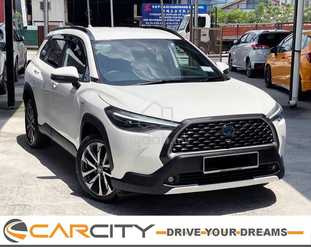 2022 Toyota COROLLA CROSS 1.8 HYBRID - 60K MILEAGE - 1