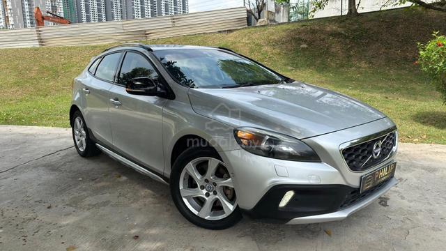 2015 VOLVO V40 CROSS COUNTRY T5 2.0 Still Can Loan - 3