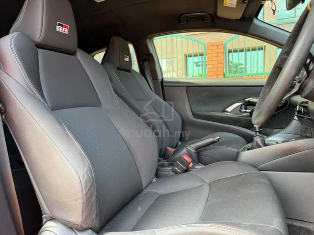 2021 Toyota GR YARIS 1.6 RZ HIGH LOW MIL FULL LOAN - 4