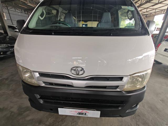 2010 Toyota HIACE 2.5 KDH200R-RBMDYE (M) - 3