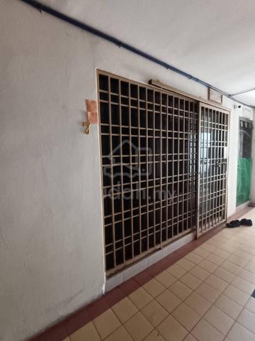 Serina Bay 1
