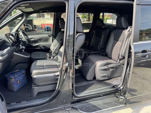2025 Toyota VOXY 2.0 S-Z (A)360 Pboot Auto Parking - 5