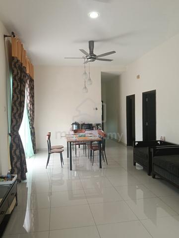 Corner Lot Semi D Setingkat | Below Market Value | Tanah Luas 1