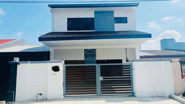 Prime Area Brand New Double Storey Terrace, Section 8, Petaling Jaya 1