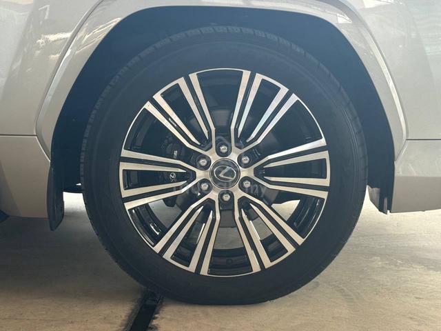2024 Lexus LX600 3.4 BASE (A) 2500KM TIP TOP CONDI - 5