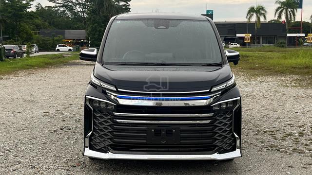 2022 Toyota VOXY 2.0 S-Z 2PD 7SEATER 45K KM - 1