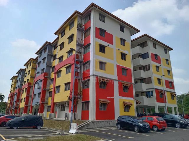 Pangsapuri Semarak @ Setia Alam 1