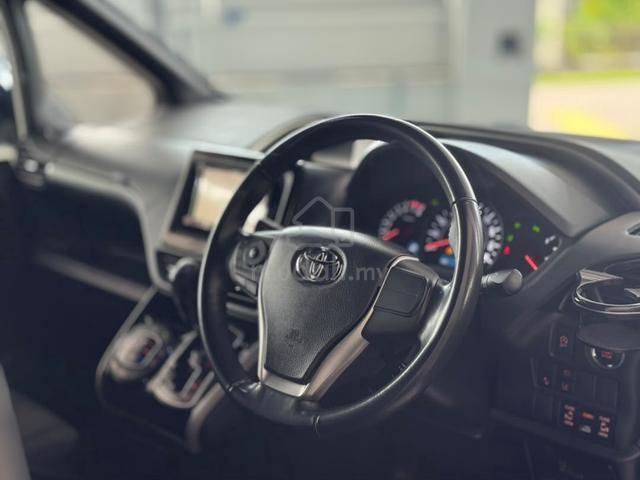 Toyota Voxy 2.0 ZS Kirameki II Edition (A) 2019/22 - 5