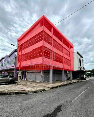 3 STOREY CORNER SHOPLOT BANDAR PUTRA BERTAM KEPALA BATAS Nr MYDIN 1