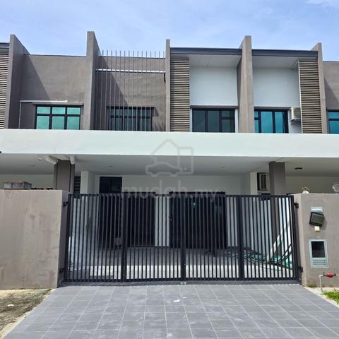 For Sale Theresa Garden | Fully Renovated House 1