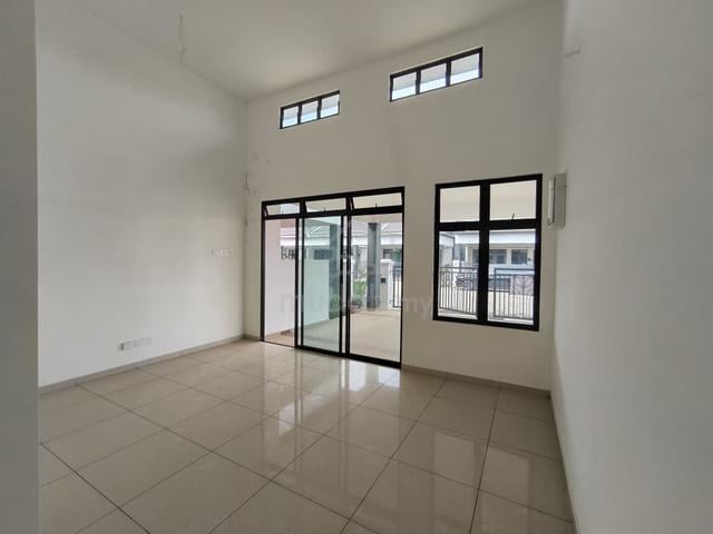 Teres Corner lot 2 Tingkat Rivervale Kotasas 1