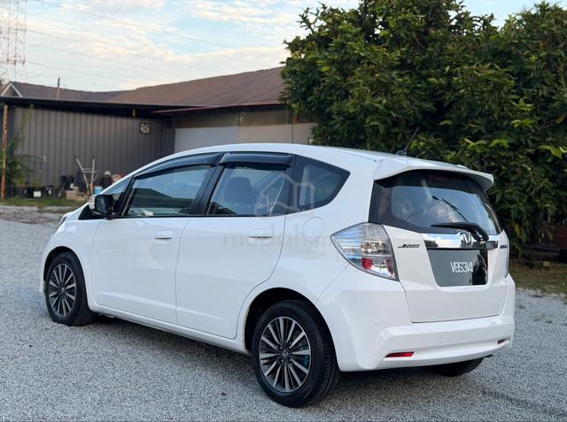 2012 Honda JAZZ 1.3 (HYBRID) FACELIFT (A) - 3
