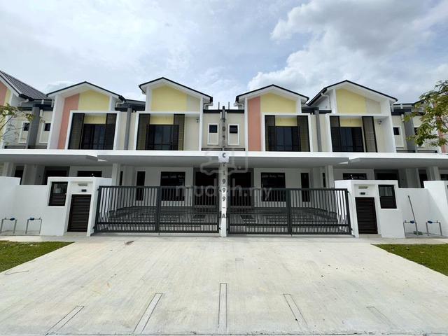 Brand New Good Condition Musika Home Setia Alam 2 Sty Terrace House 1