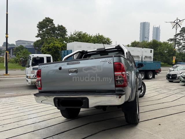 Toyota Hilux 2.5G VNT 2013 1 Owner - 2
