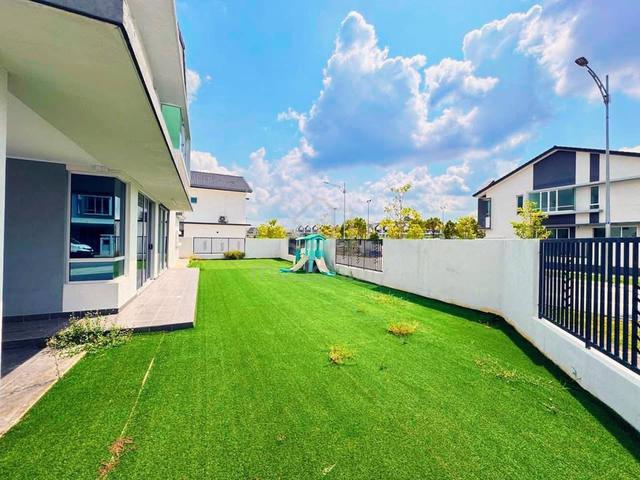 Can Nego【Extra Land 25Ft Corner 】Sepang Salak Tinggi 1