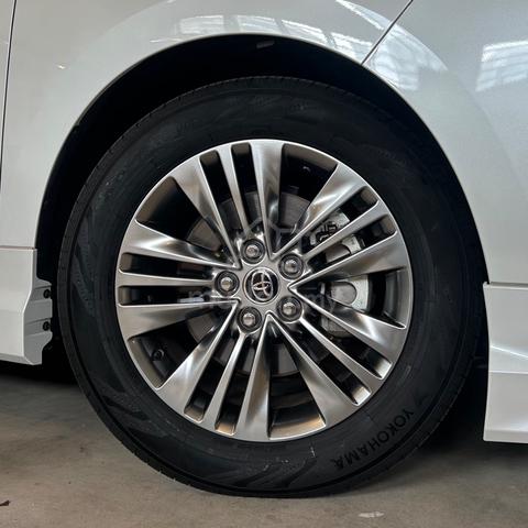 Toyota ALPHARD 2.5 Z BIG OFFER - 2