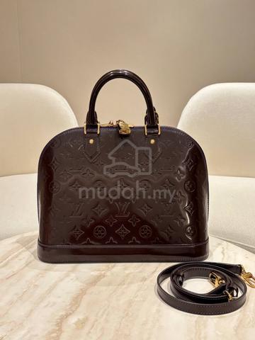 Louis Vuitton Alma PM In Amarantr Monogram Vernis - photo 4 of 5