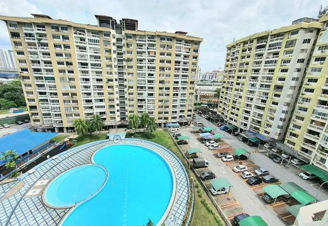Petaling Indah Condominiums 1
