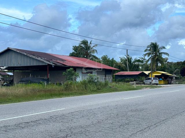 Tanah lot cantik tepi hardware Telaga Papan Setiu Terengganu 5
