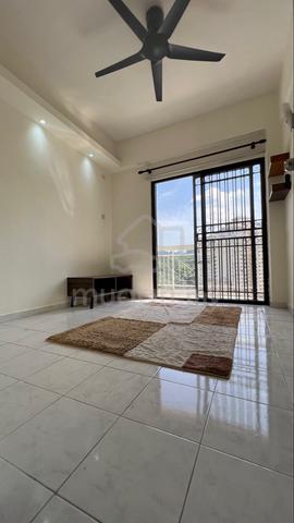 Desa Relau 2 Comfortable Room with Private Balcony 1