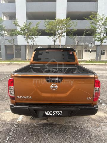2017 Nissan NAVARA 2.5 VL NP300 (A) - 2