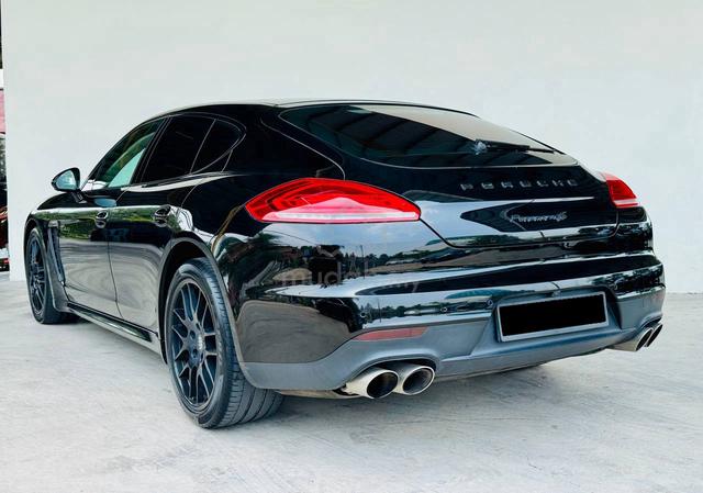 Porsche Panamera 4S 3.0L Facelift Luxury Fastback - 2
