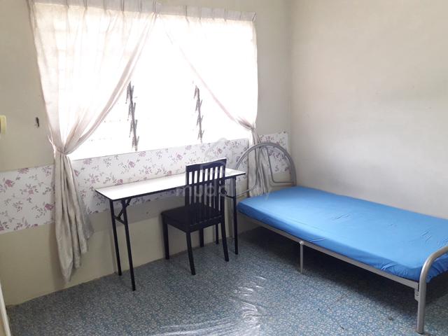 Flat PKNS Seksyen 8 Shah Alam 1