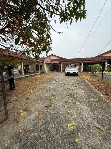 Spacious 3-Bedroom Semi-D @ Taman Seri Gamelan 1