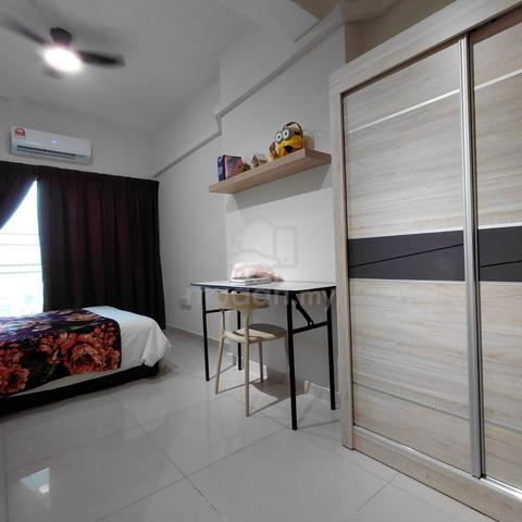 Master n Balcony Room Walk 3min to Mrt n Ktm to KLCC Titiwansa Sentul 1