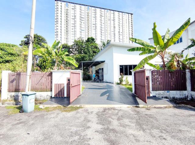 FULLY FURNISHED | 5,573 SQFT Single Storey Bungalow Sungai Ramal Luar 1