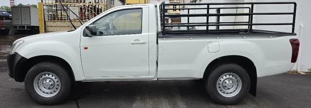 17 Isuzu D-MAX 2.5 4x4 Single Cab 4WD Pick Up Dmax - 3
