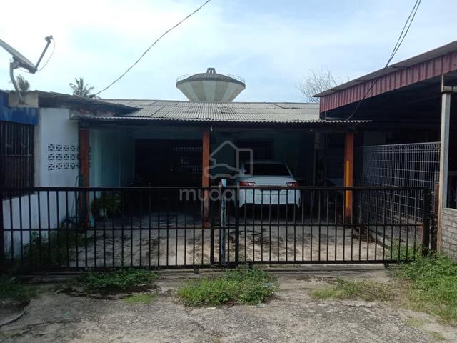 Rumah TERES SUBSALE TEPI PAGAR UNISZA GONG BADAK, KUALA NERUS 1