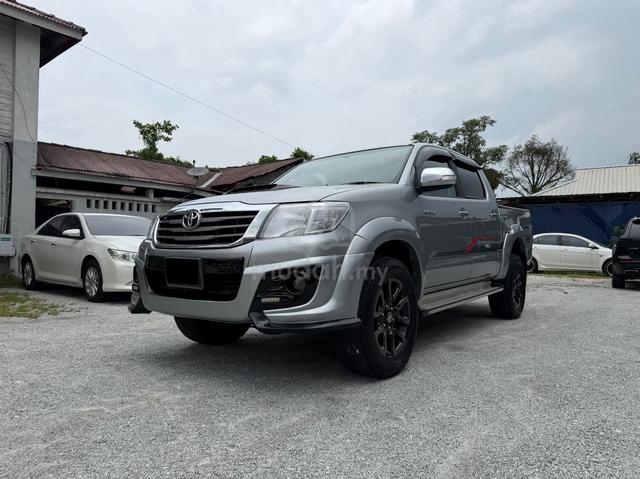 2013 Toyota HILUX 2.5 G VNT (A) - 2